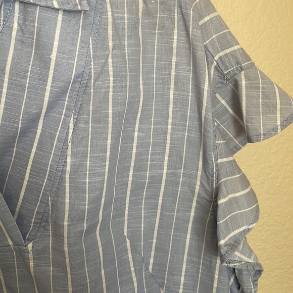 H&M Top - Picture 4 of 5